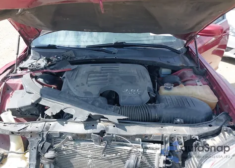 2012 Chrysler 300 из США, поврежденный, VIN 2C3CCAAG4CH133046